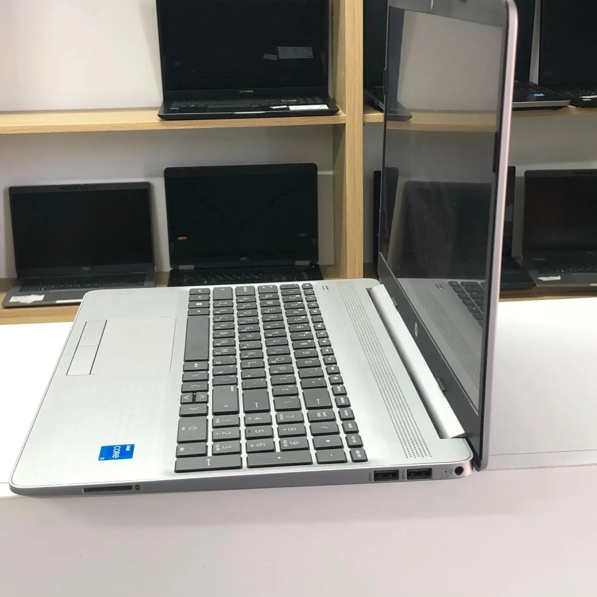 لابتوب HP 250 G8