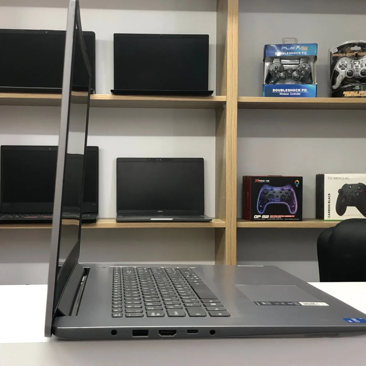 لابتوب Lenovo IdeaPad i5