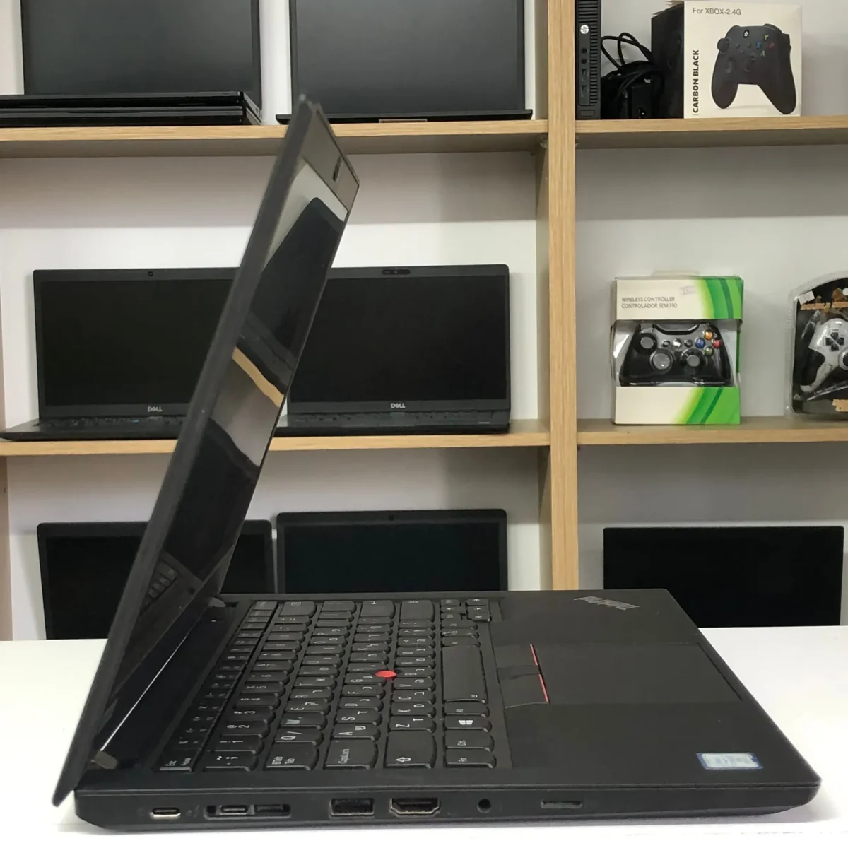 لابتوب Lenovo ThinkPad T14